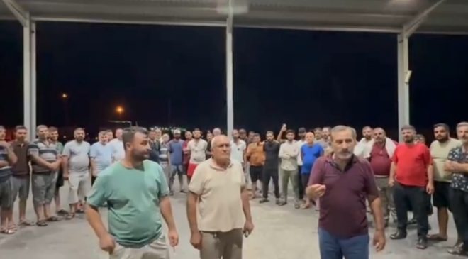YÜZLERCE TÜRK TIR ŞOFÖRÜ SUUDİ ARABİSTAN SINIRINDA MAHSUR KALDI İDDİASI